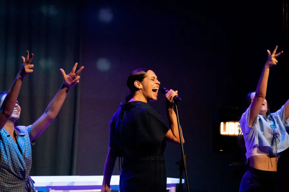 COM CANTAR  COM CANTAR