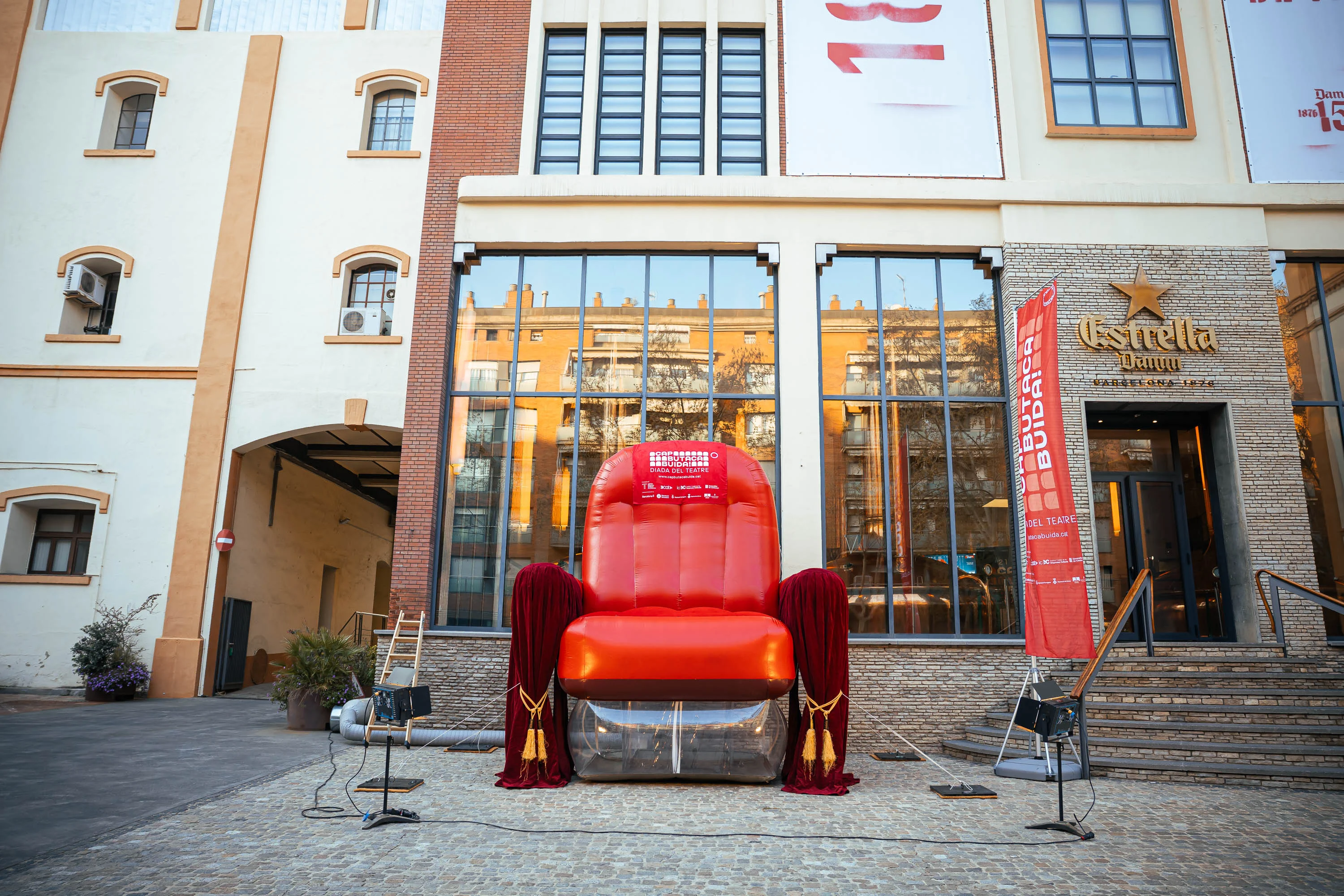 Final de Festa a la Antiga Fàbrica Damm - 21 de març 2027 | © Sergi Panizo